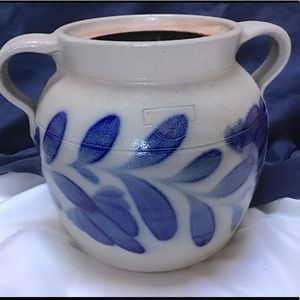 Salmon Falls Stoneware salt-glazed crock 2001 USA
